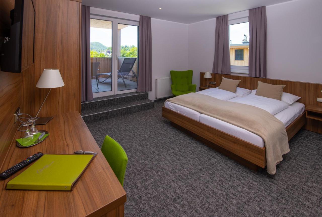 Seehotel Im Weyer Gmunden Exterior photo