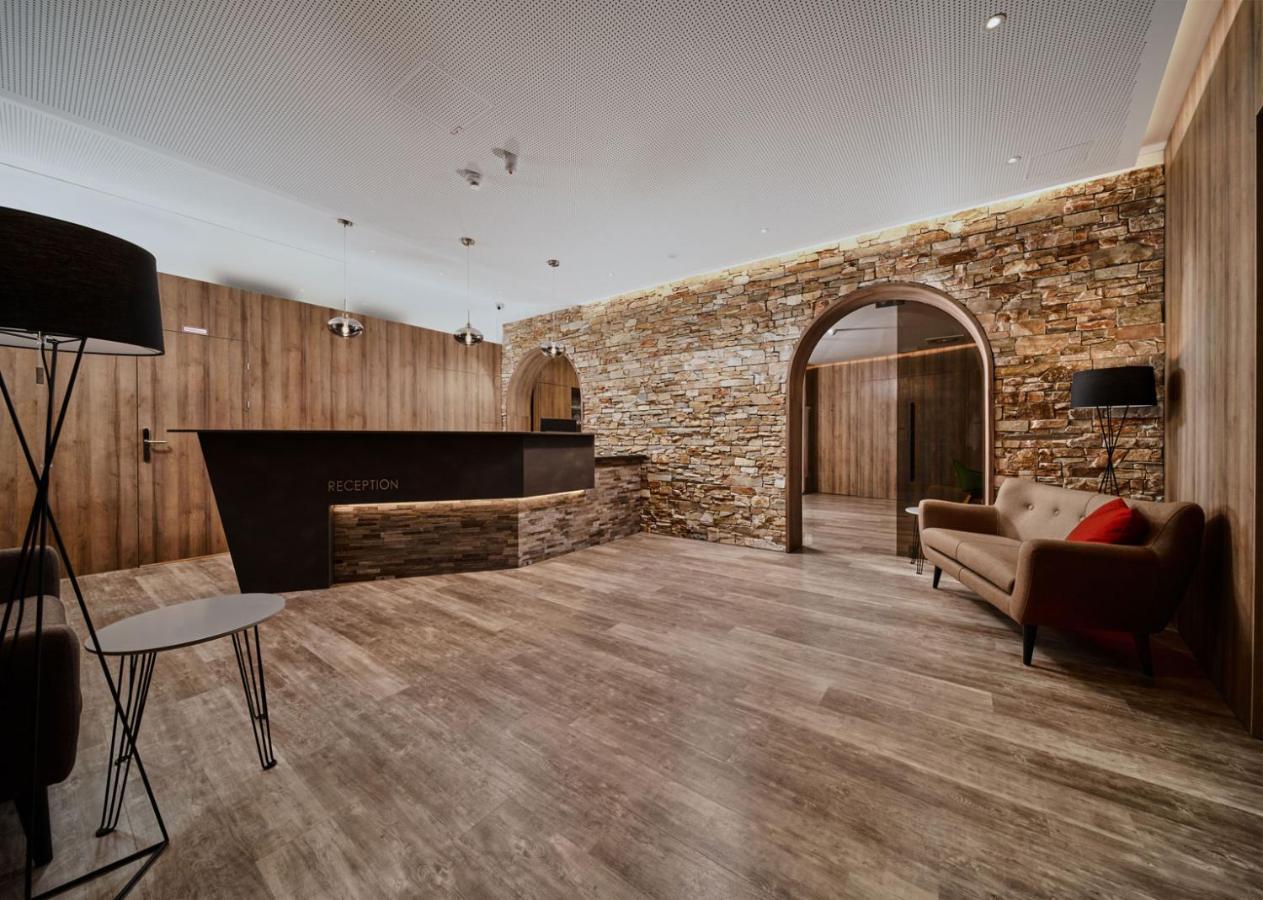 Seehotel Im Weyer Gmunden Exterior photo