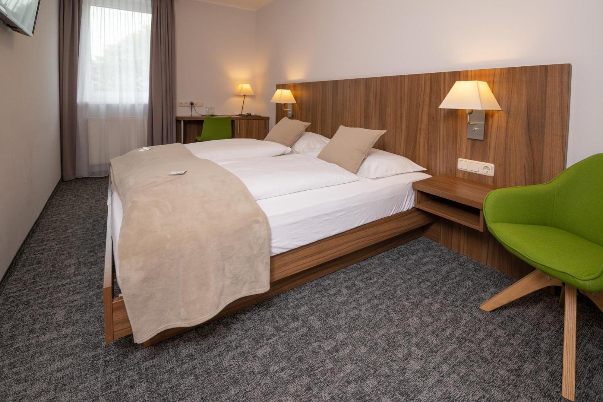 Seehotel Im Weyer Gmunden Exterior photo