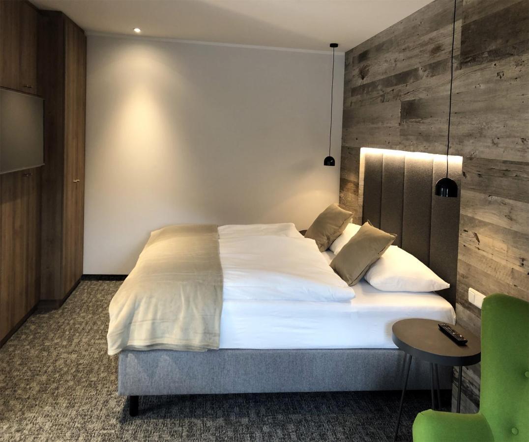 Seehotel Im Weyer Gmunden Exterior photo